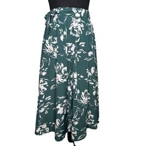 Green Floral Maxi Skirt with Tie Waist | Size M | Flowing A-Line‎ Boho Skirt